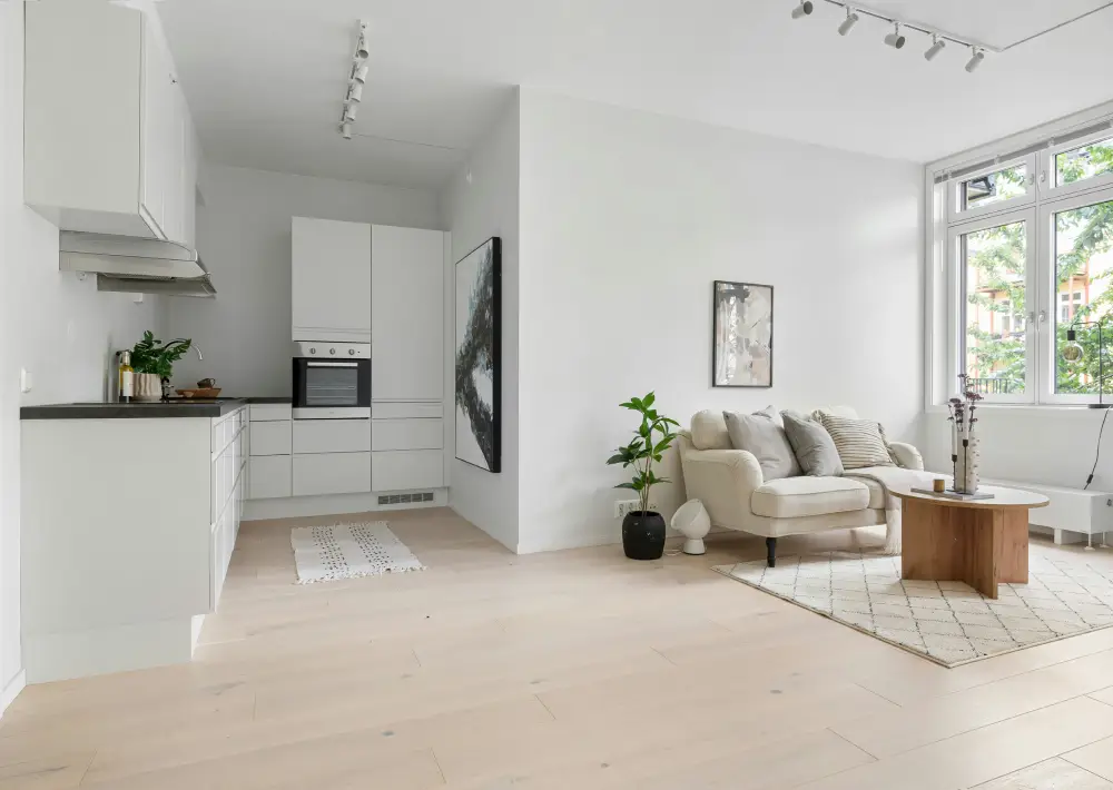 Using Large Paintings to Anchor a Room